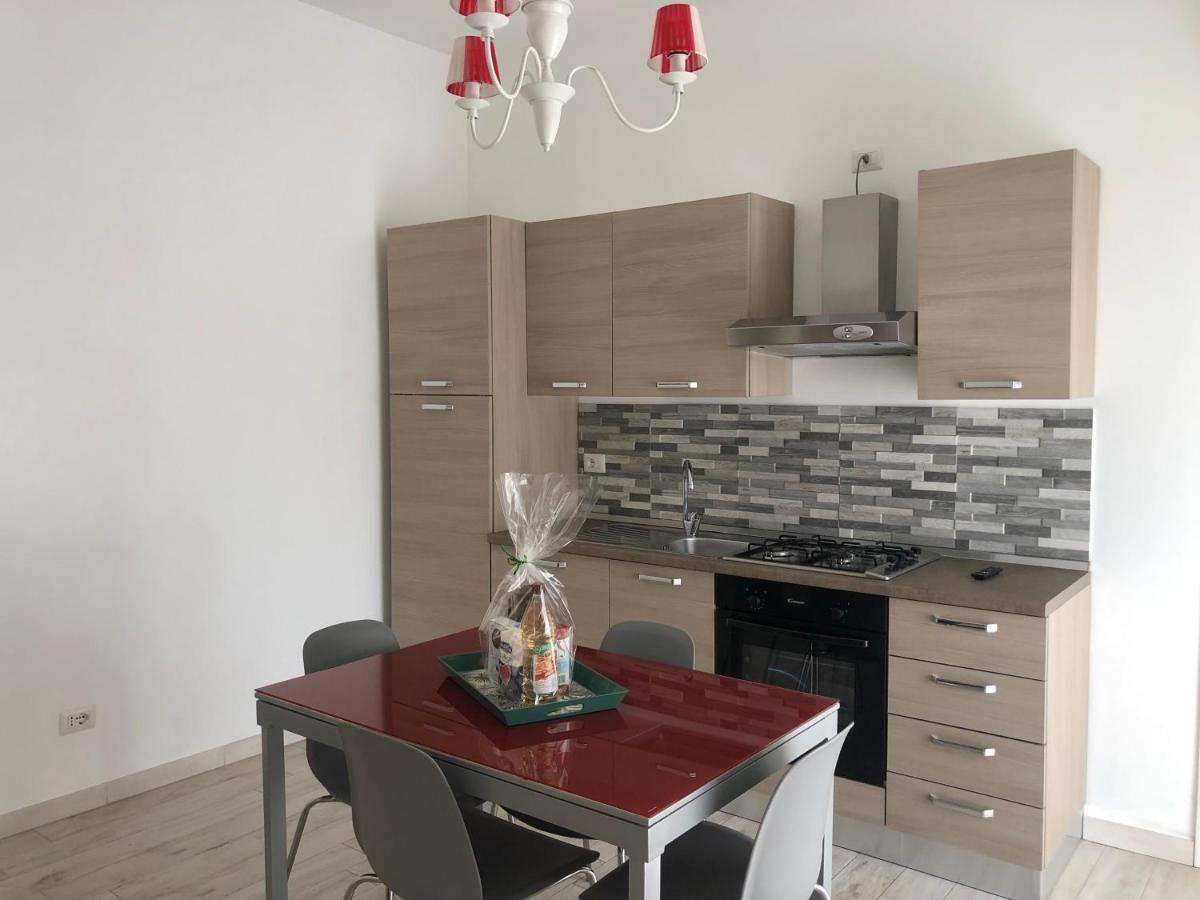 Casa Vacanze De Nittis Barletta Buitenkant foto