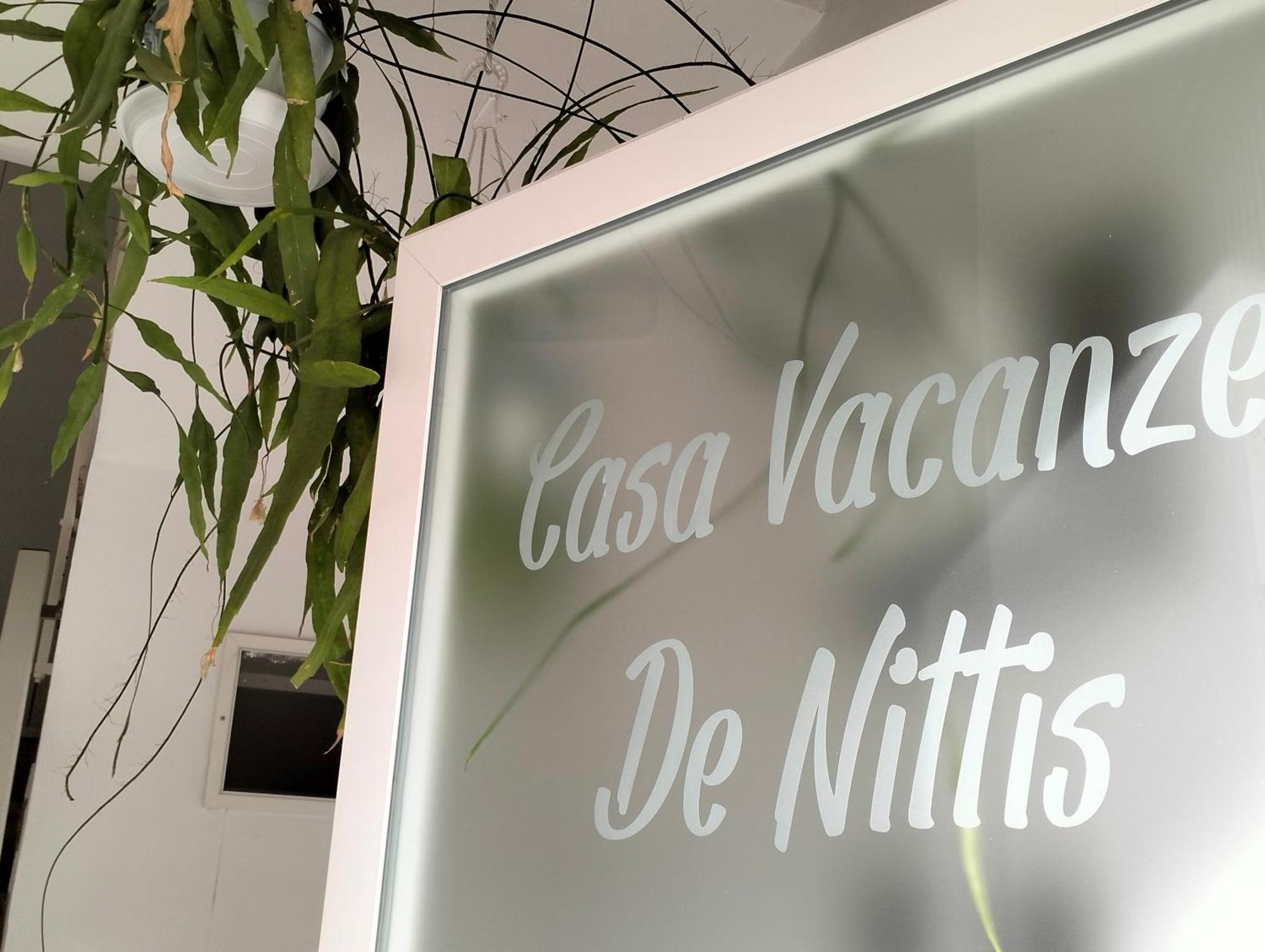 Casa Vacanze De Nittis Barletta Buitenkant foto